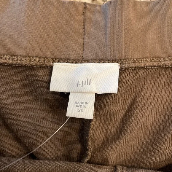 Cotton Blend Women’s Casual Shorts, J Jill, Embroidered Lace Detailed Pockets - Picture 5 of 10